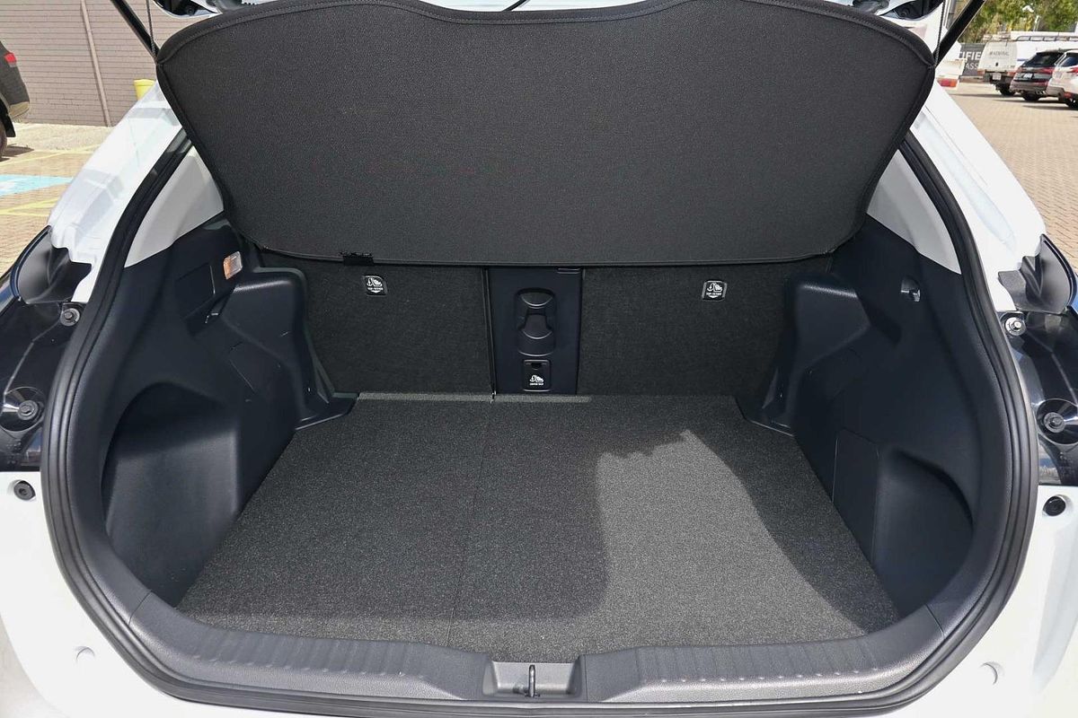 2024 Toyota Yaris Cross GX MXPJ10R