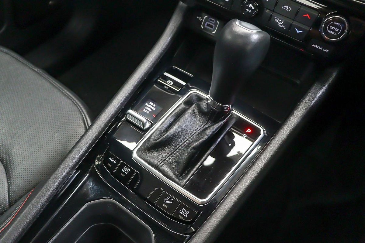 2023 Jeep Compass Trailhawk M6