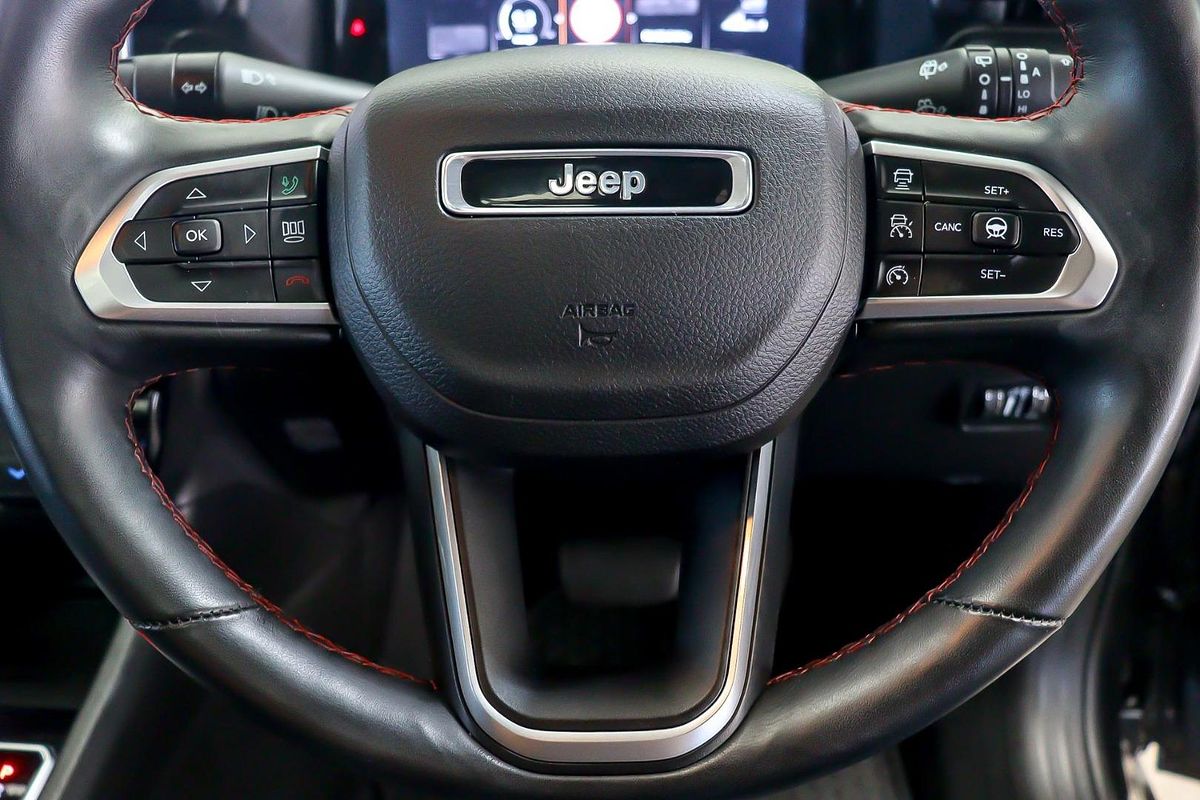 2023 Jeep Compass Trailhawk M6