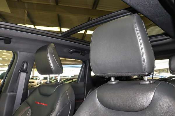 2023 Jeep Compass Trailhawk M6