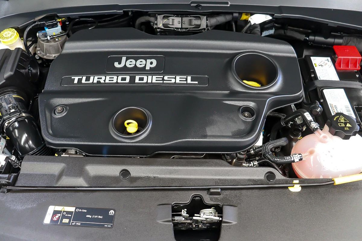 2023 Jeep Compass Trailhawk M6