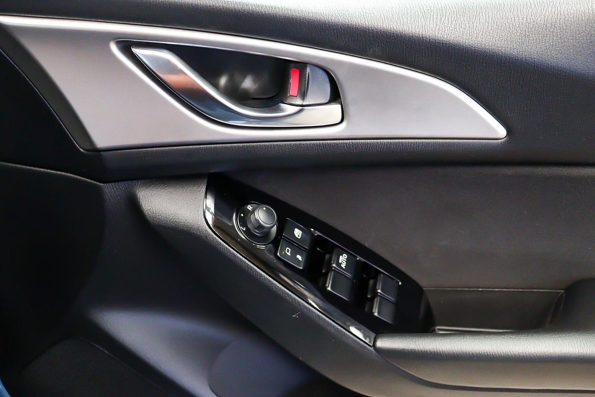 2017 Mazda 3 Maxx BN Series