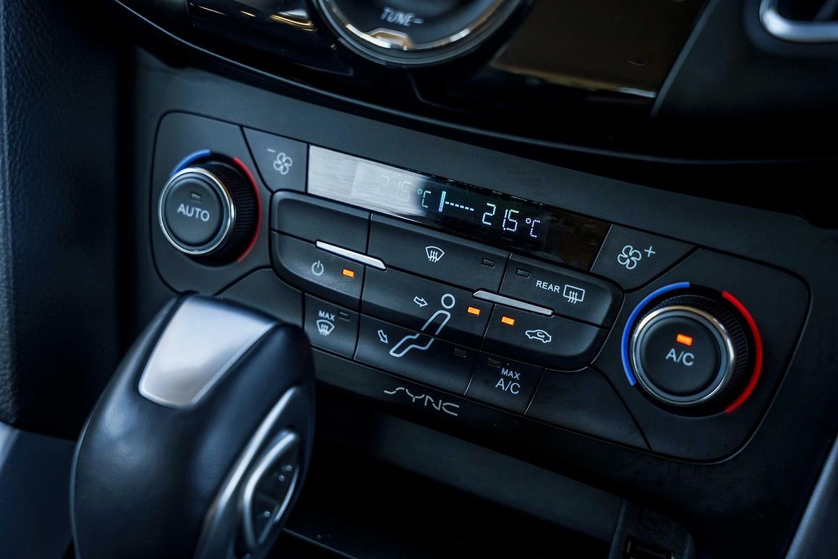 2016 Ford Focus Titanium LZ