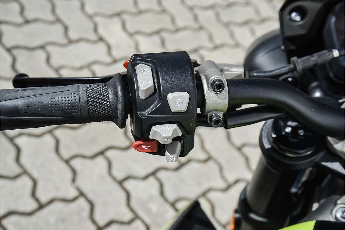 2020 Triumph STREET TRIPLE