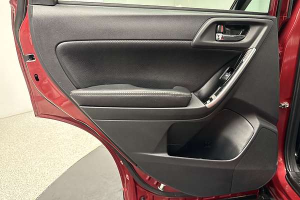 2017 Subaru Forester 2.5i-S S4