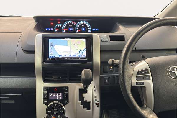 2012 Toyota Voxy XL Edition Welcab