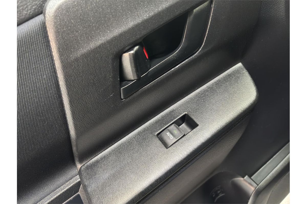 2012 Toyota Voxy XL Edition Welcab