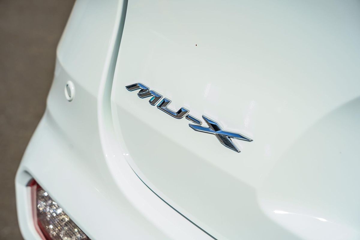 2025 Isuzu MU-X LS-U