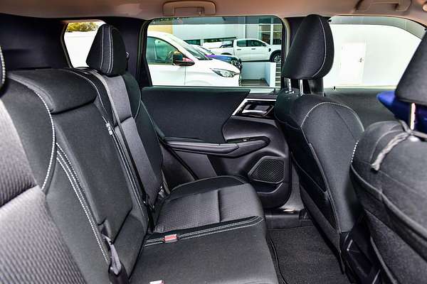 2023 Mitsubishi Outlander LS ZM