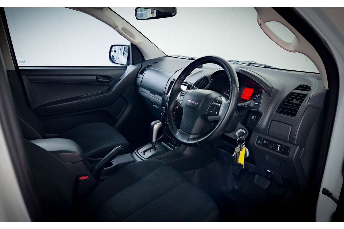 2019 Isuzu D-MAX SX High Ride Rear Wheel Drive