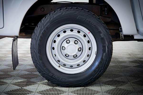 2019 Isuzu D-MAX SX High Ride Rear Wheel Drive