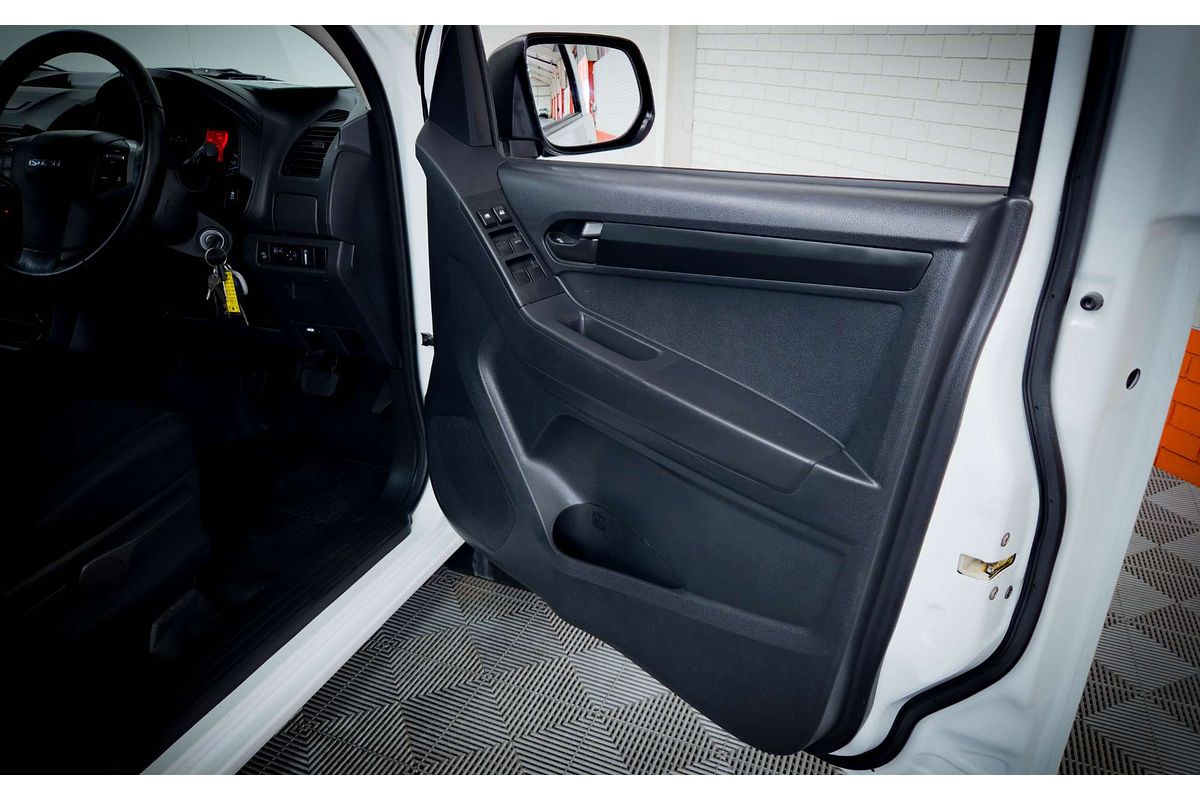 2019 Isuzu D-MAX SX High Ride Rear Wheel Drive