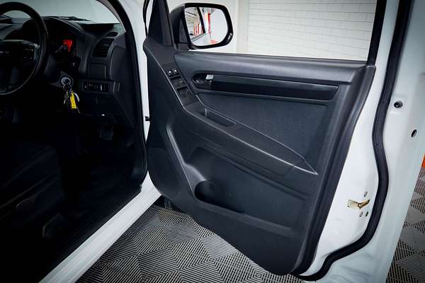 2019 Isuzu D-MAX SX High Ride Rear Wheel Drive