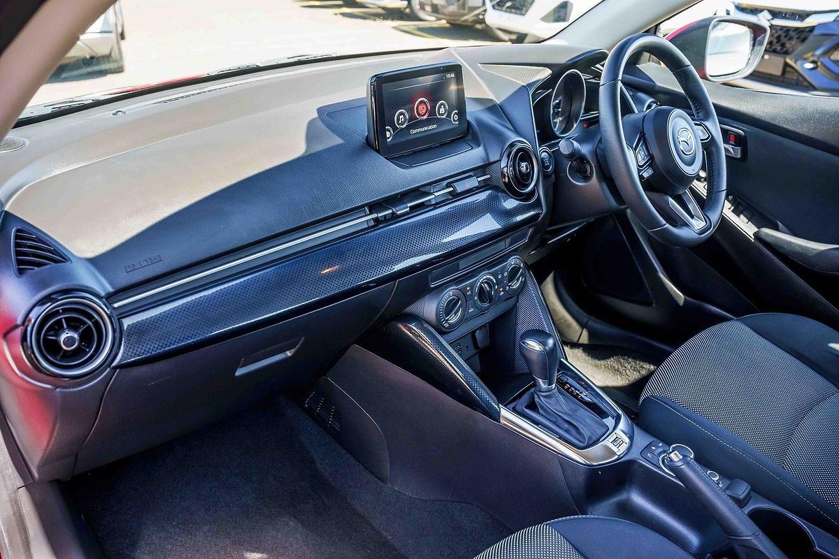 2018 Mazda 2 Maxx DL Series