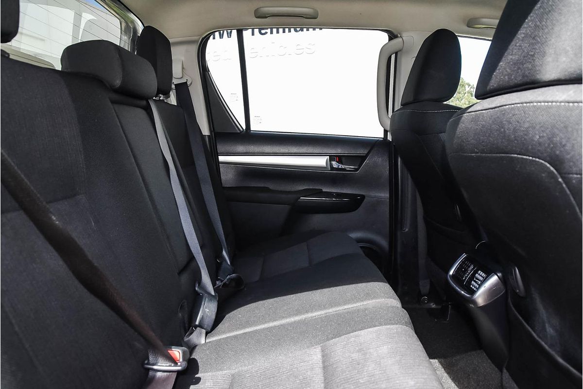 2018 Toyota Hilux SR5 GUN126R 4X4