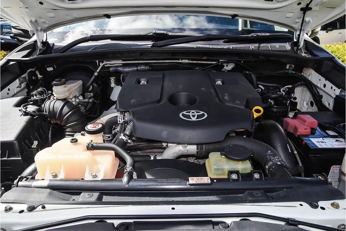 2018 Toyota Hilux SR5 GUN126R 4X4