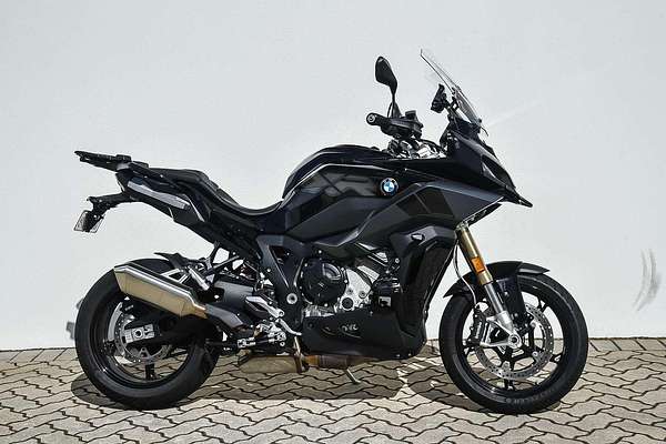 2023 BMW S 1000 XR Triple Black S 1000