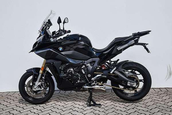 2023 BMW S 1000 XR Triple Black S 1000
