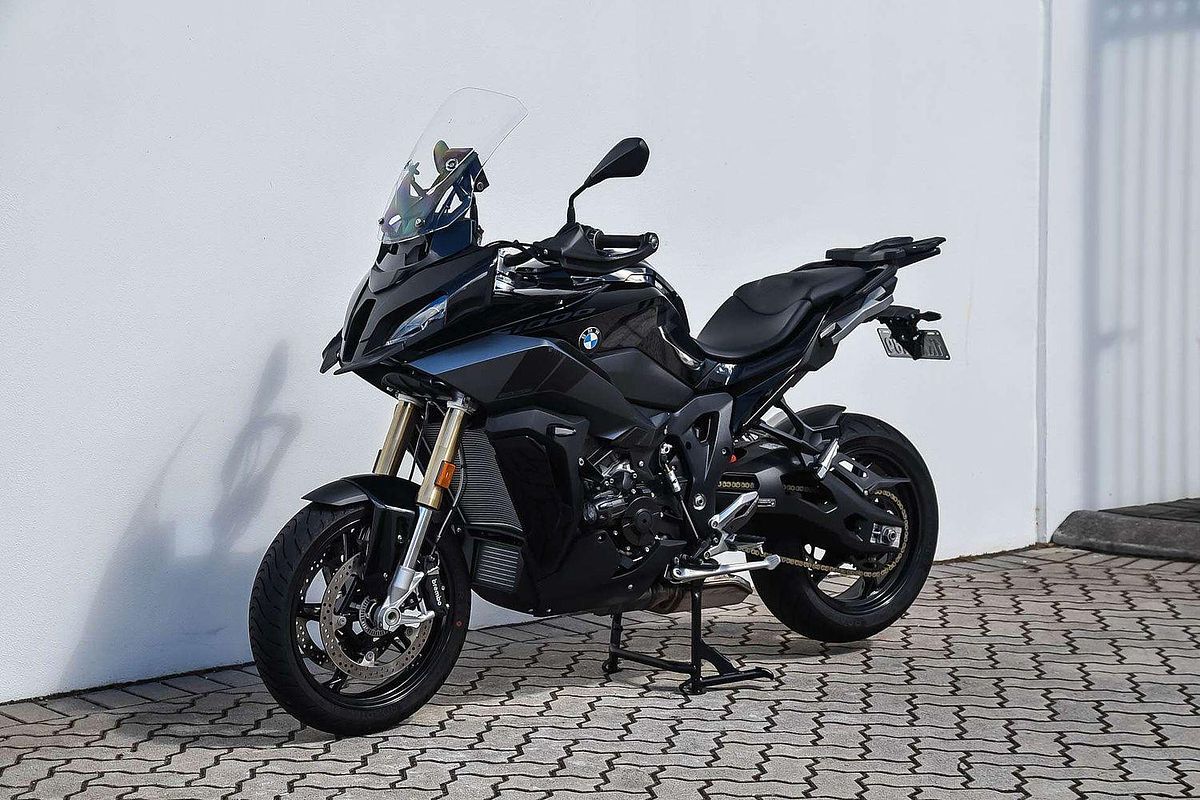 2023 BMW S 1000 XR Triple Black S 1000
