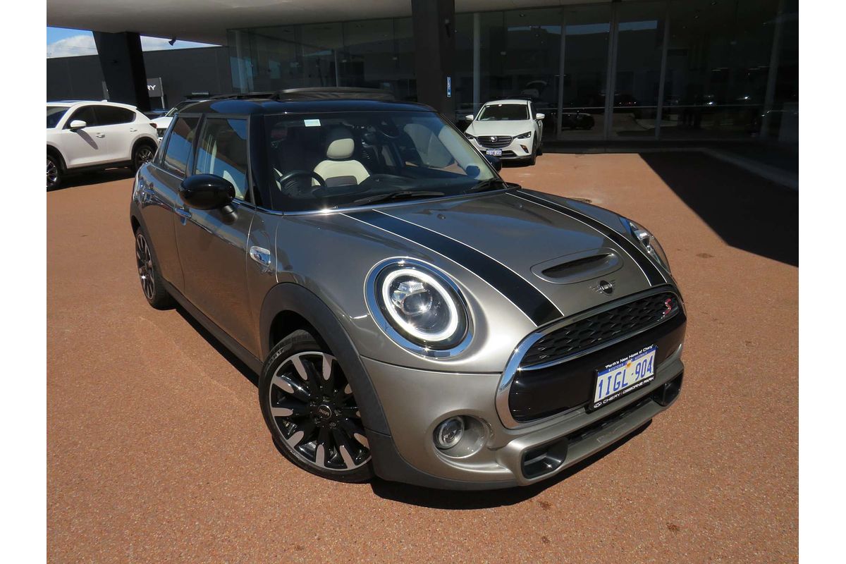 2019 MINI Hatch Cooper S F55 LCI