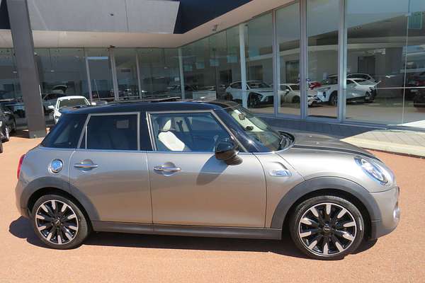 2019 MINI Hatch Cooper S F55 LCI