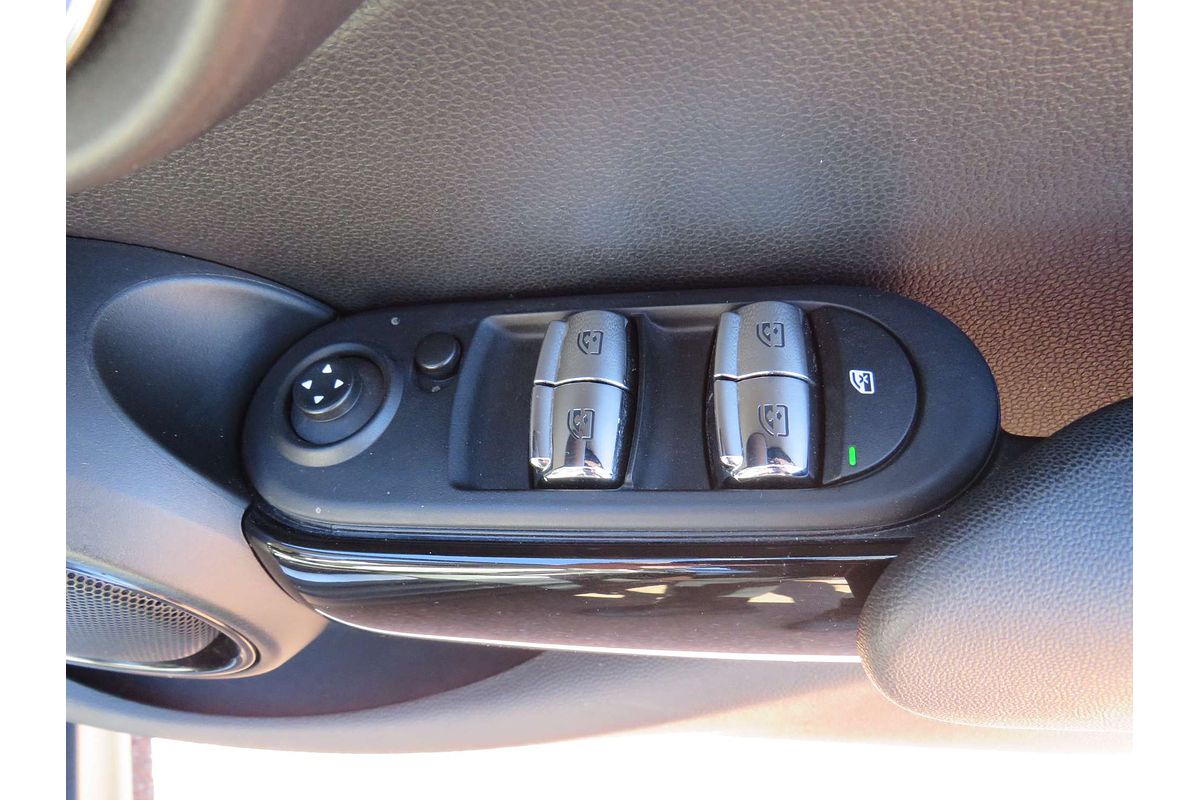 2019 MINI Hatch Cooper S F55 LCI