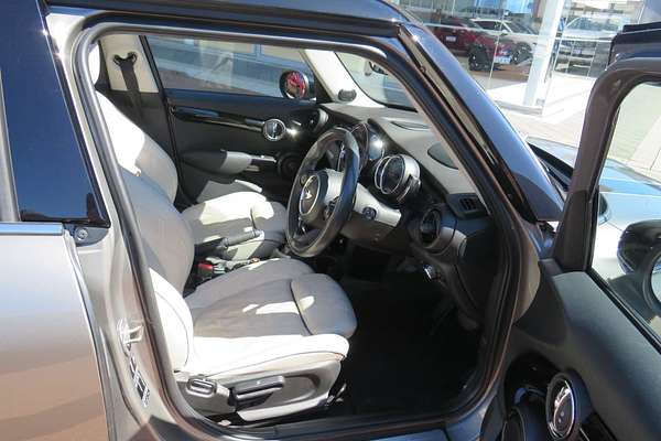 2019 MINI Hatch Cooper S F55 LCI