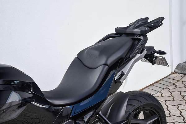 2023 BMW S 1000 XR Triple Black S 1000