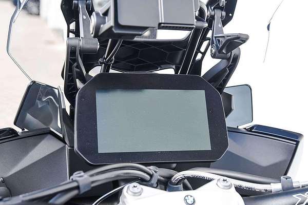 2023 BMW S 1000 XR Triple Black S 1000