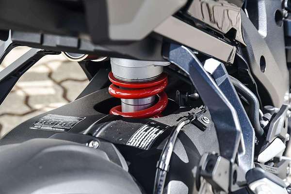 2023 BMW S 1000 XR Triple Black S 1000