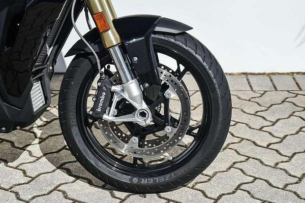 2023 BMW S 1000 XR Triple Black S 1000