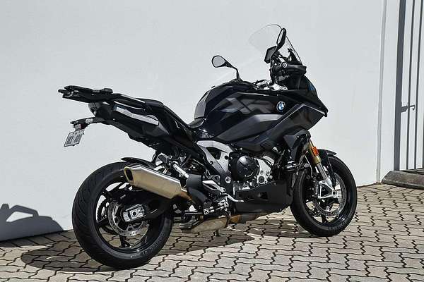 2023 BMW S 1000 XR Triple Black S 1000