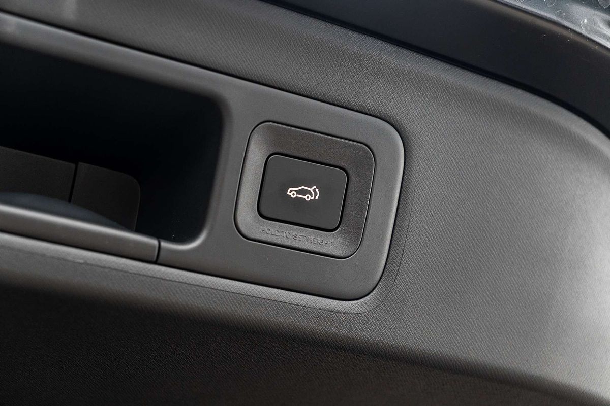 2025 GAC M8 2.0T PHEV LUXURY