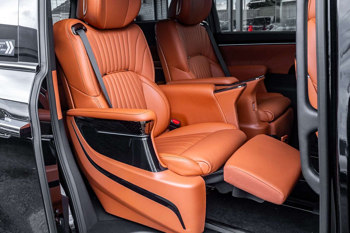 2025 GAC M8 2.0T PHEV LUXURY