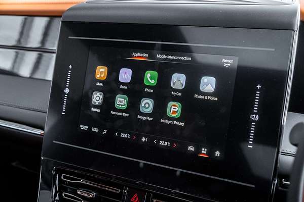 2025 GAC M8 2.0T PHEV LUXURY