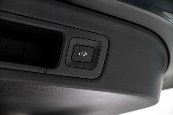 2025 GAC M8 2.0T PHEV PREMIUM