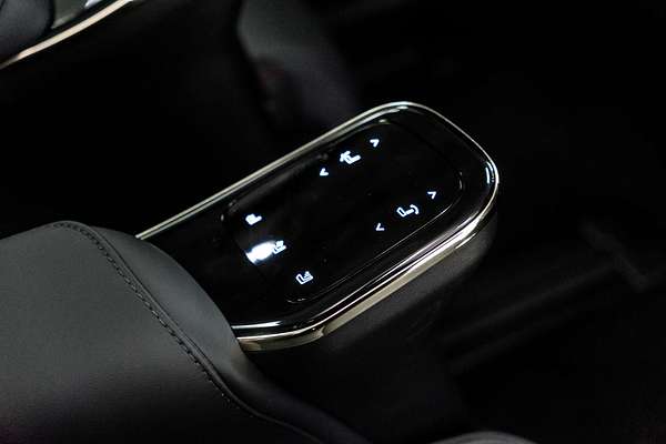 2025 GAC M8 2.0T PHEV PREMIUM