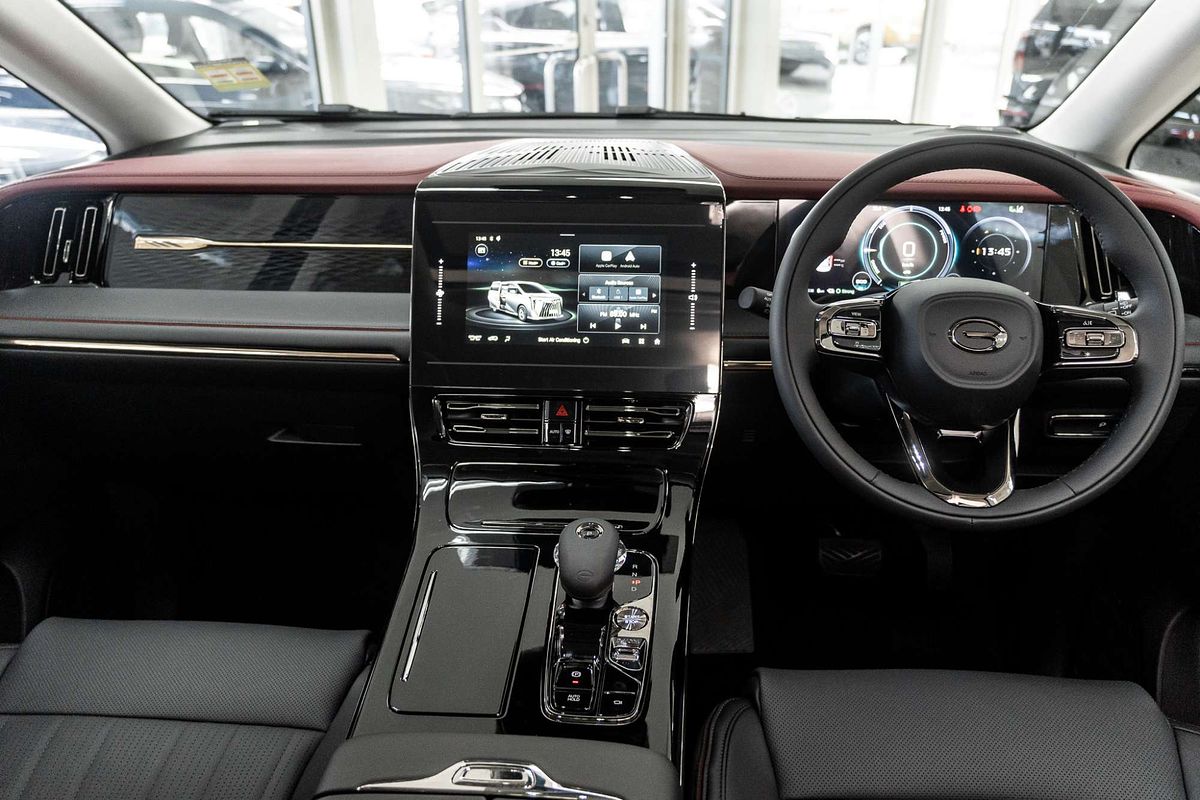 2025 GAC M8 2.0T PHEV PREMIUM