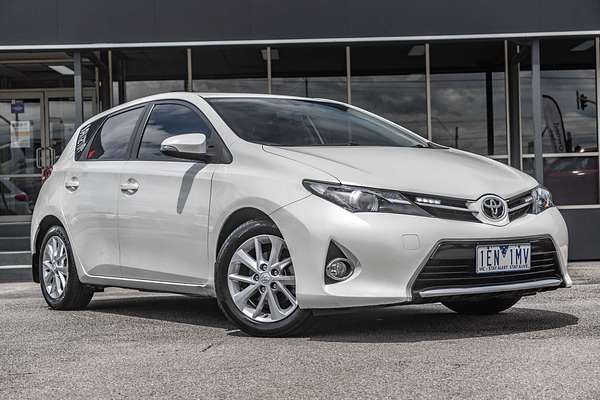 2015 Toyota Corolla Ascent Sport ZRE182R