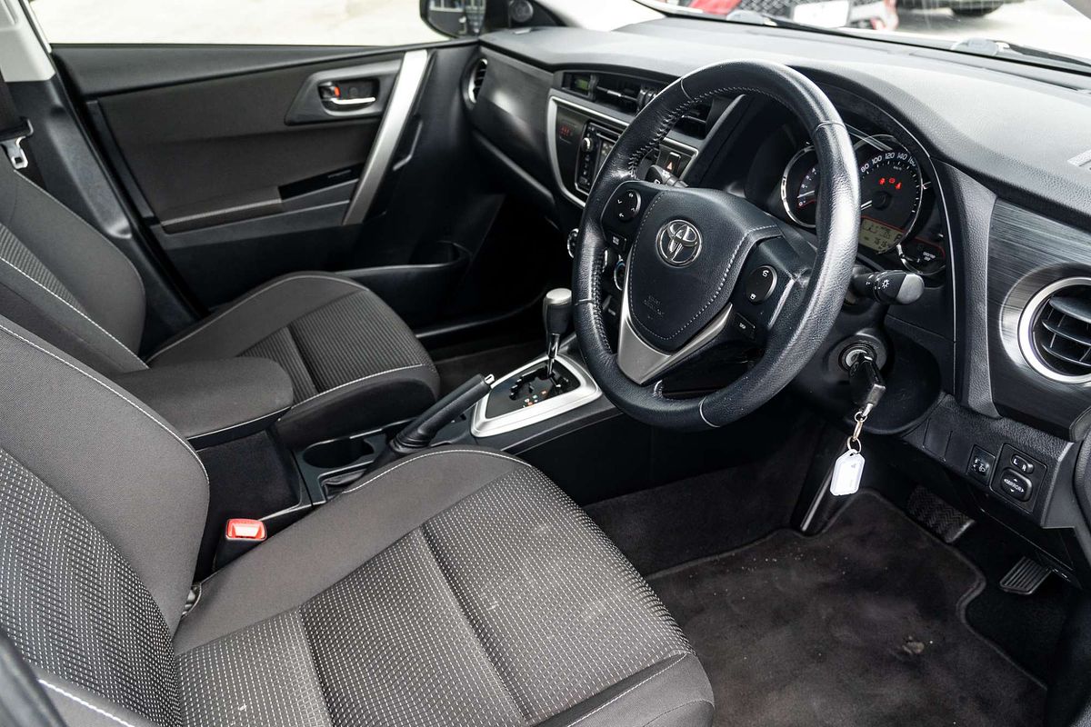 2015 Toyota Corolla Ascent Sport ZRE182R