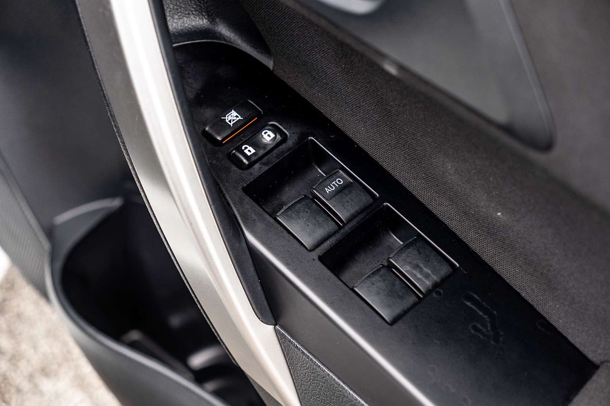 2015 Toyota Corolla Ascent Sport ZRE182R