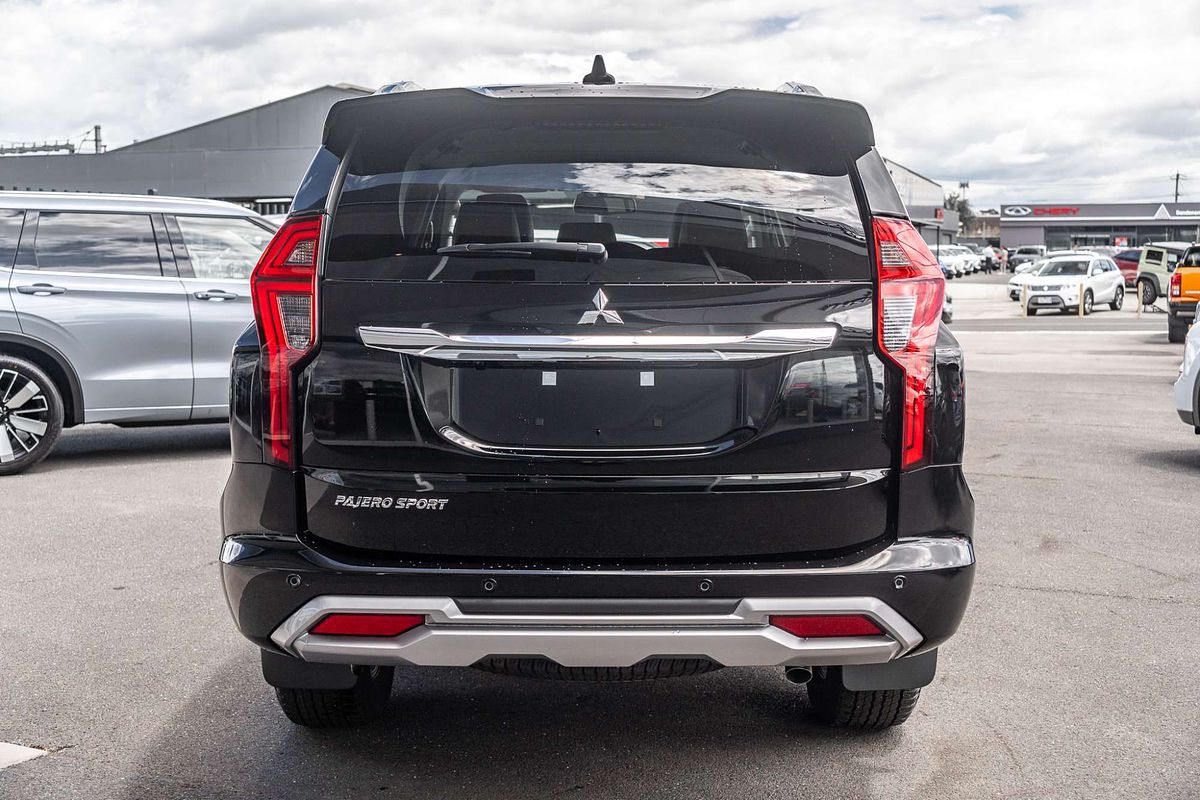 2025 Mitsubishi Pajero Sport Exceed QG