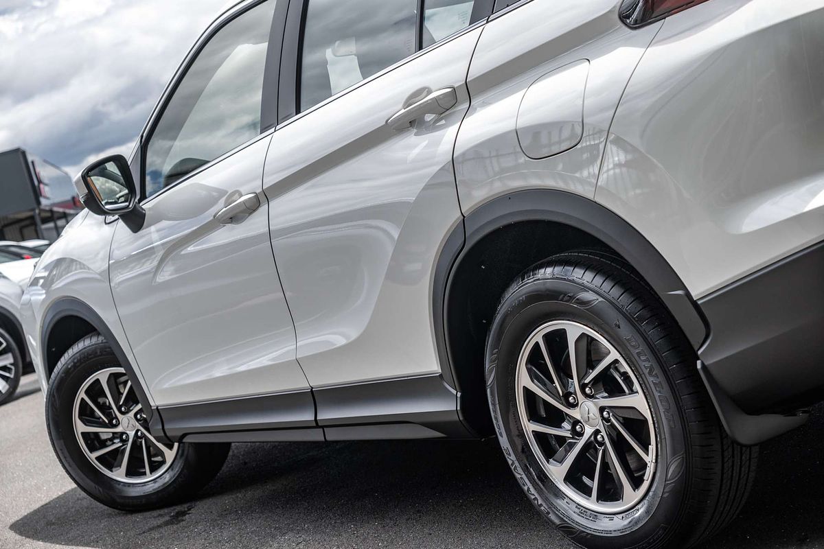 2024 Mitsubishi Eclipse Cross ES YB