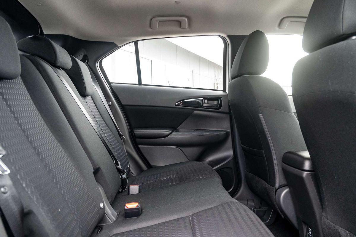 2024 Mitsubishi Eclipse Cross ES YB