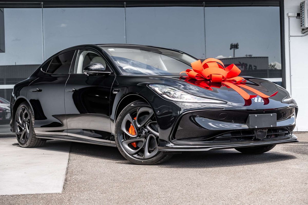 2025 MG IM5 Performance P12L