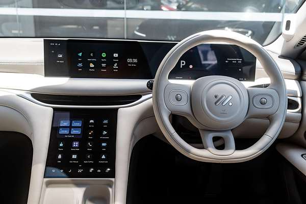 2025 MG IM5 Performance P12L