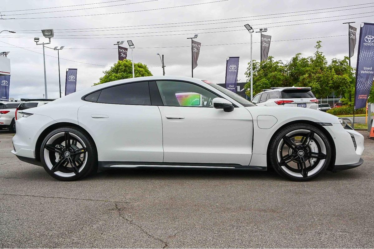 2021 Porsche Taycan 4S Y1A