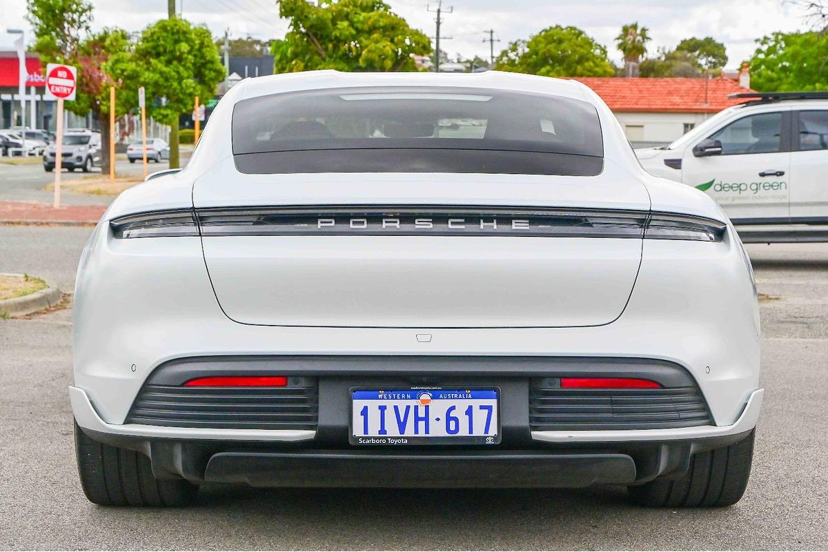2021 Porsche Taycan 4S Y1A