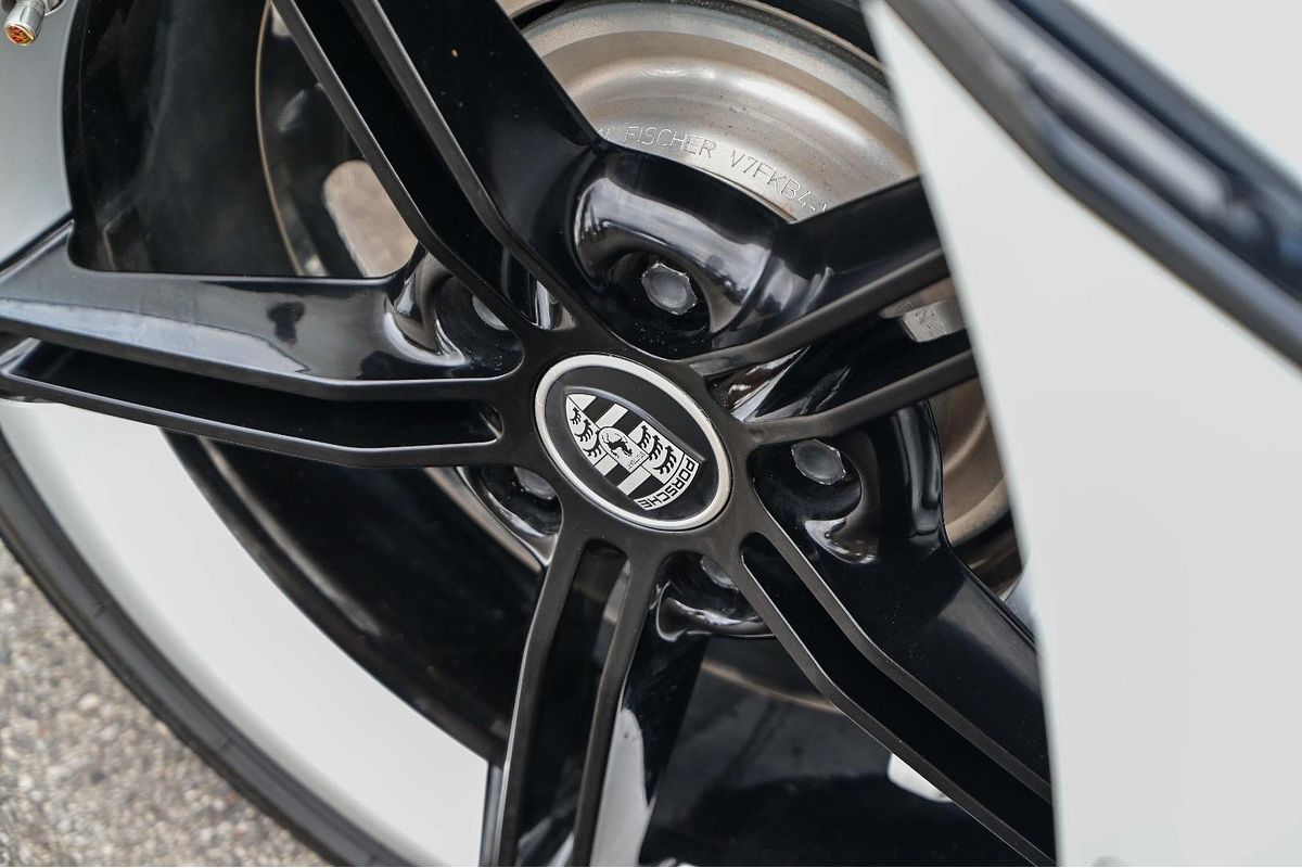 2021 Porsche Taycan 4S Y1A