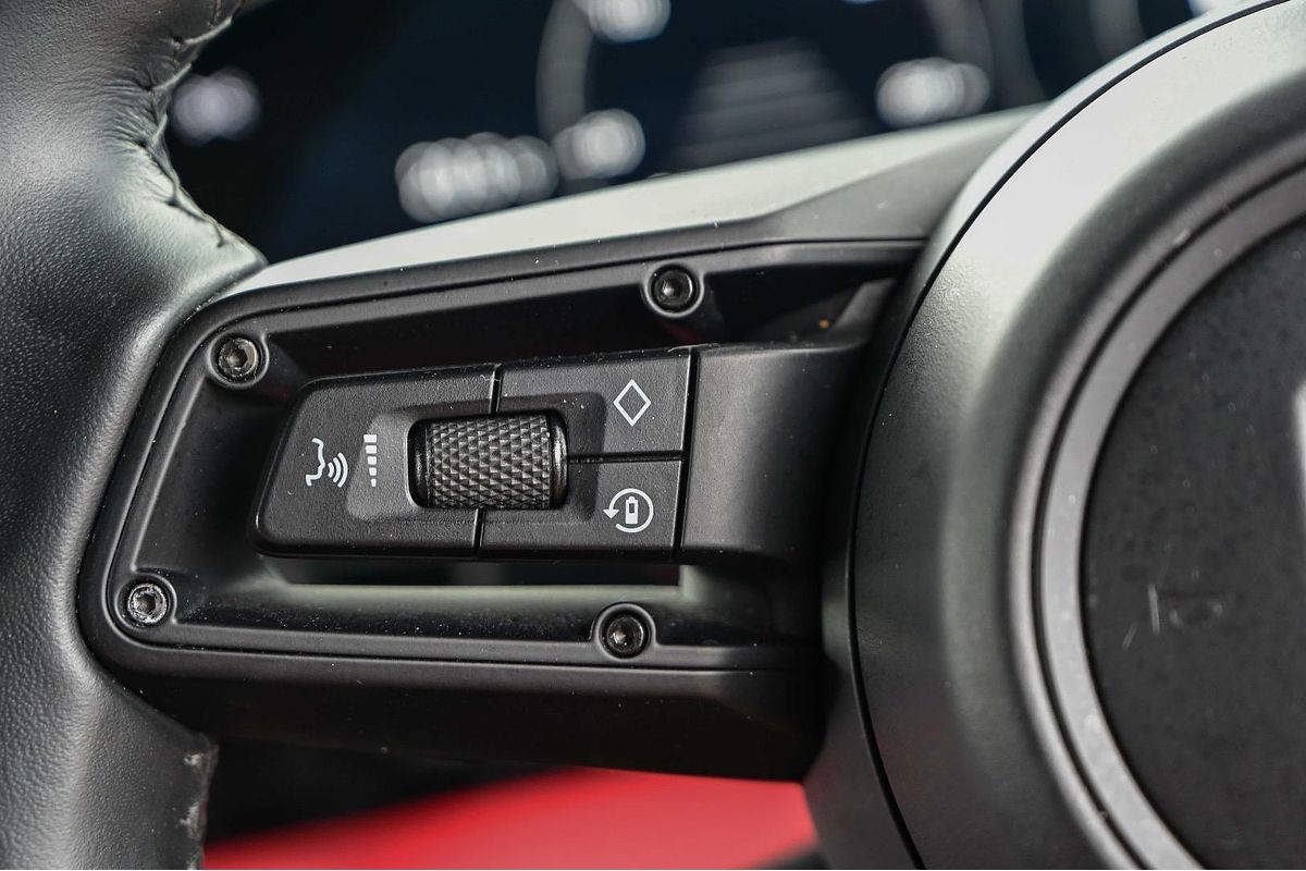 2021 Porsche Taycan 4S Y1A